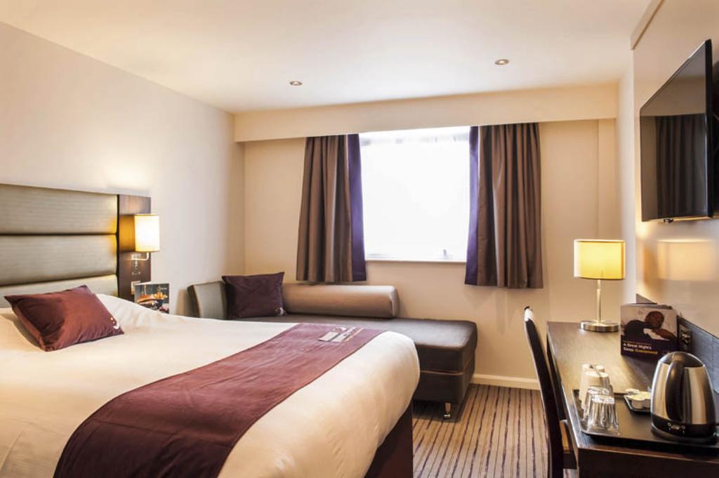 Premier Inn Chester Central - North Eksteriør bilde